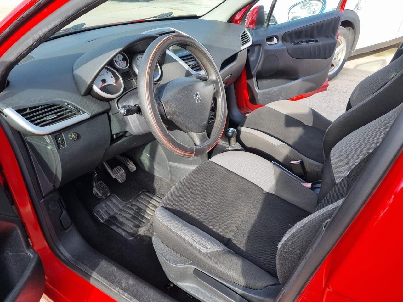 Peugeot 207 1.4 8V 75CV 5p. Energie Sport ECO GPL