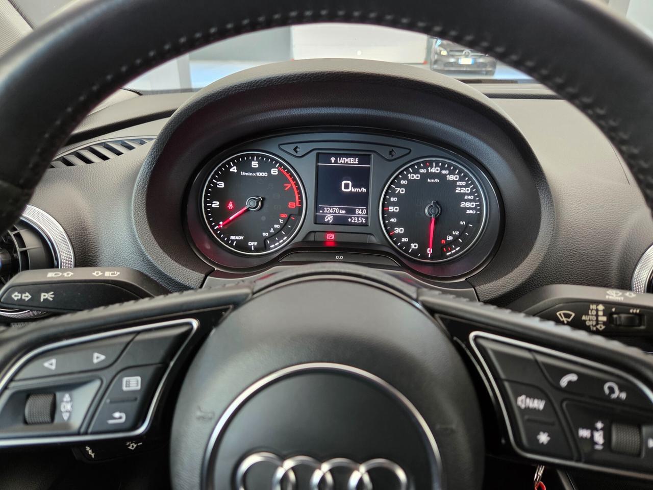 Audi A3 Sedan 1.0 TFSI Design 116cv