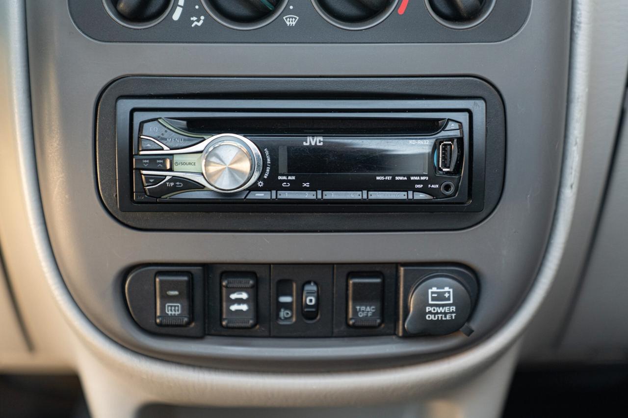 Chrysler PT Cruiser LIMITED 2.4 L CABRIOLET - CHR00001