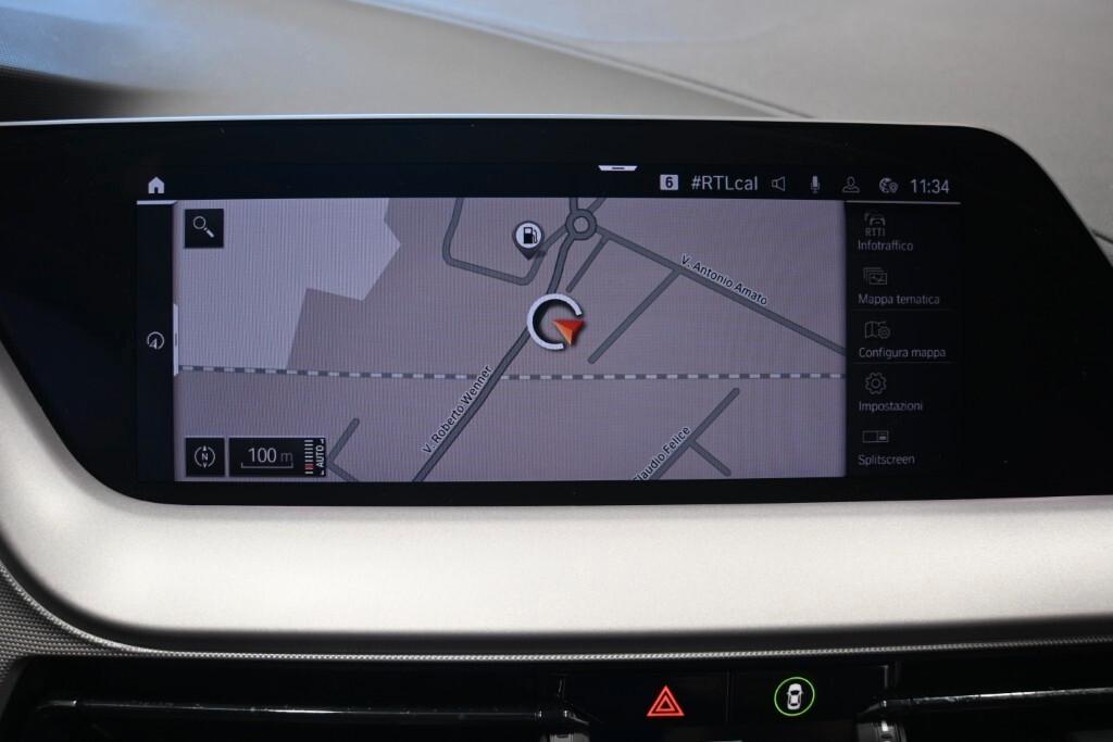 BMW 116D 115CV 6M. BUSINESS ADVANTAGE ( FARI LED - BMW DIGITAL COCKPIT - CRUISE - NAVI - MIRROR - PDC )
