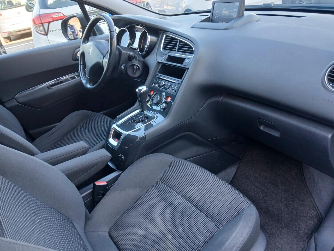 Peugeot 5008 BlueHDi 120 EAT6 S&S Business