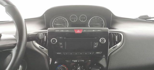 LANCIA Ypsilon 1.2 69 CV 5 porte Gold