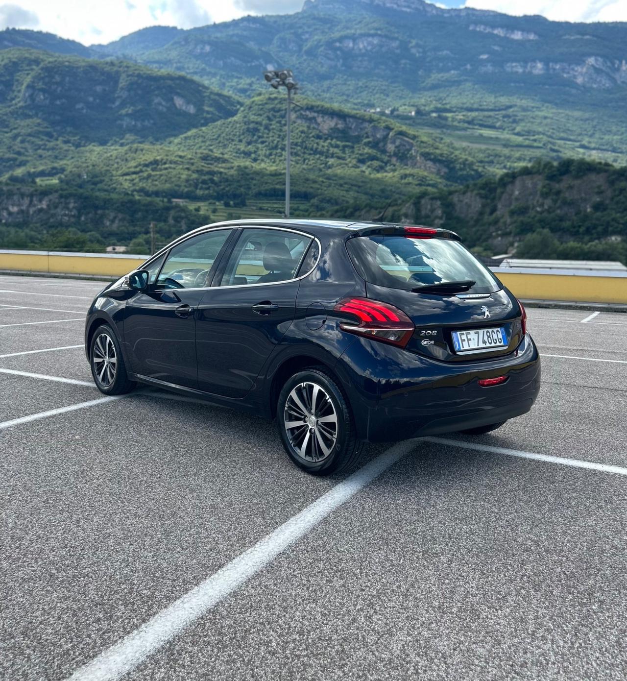Peugeot 208 BlueHDi 5p Allure Neopatentati 2016