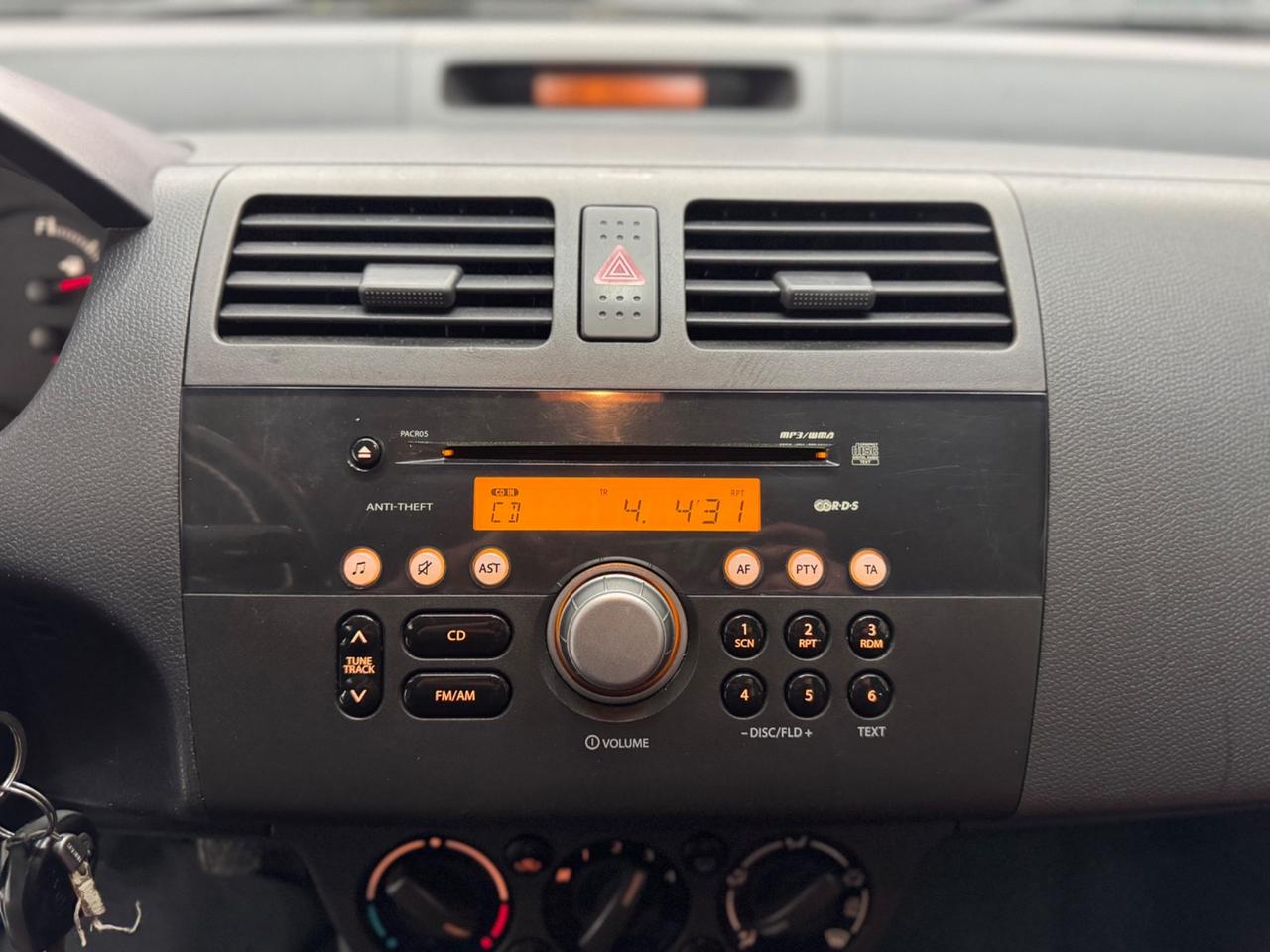 Suzuki Swift 1.3 Benzina 5Porte ADATTA NEOPATENTATI