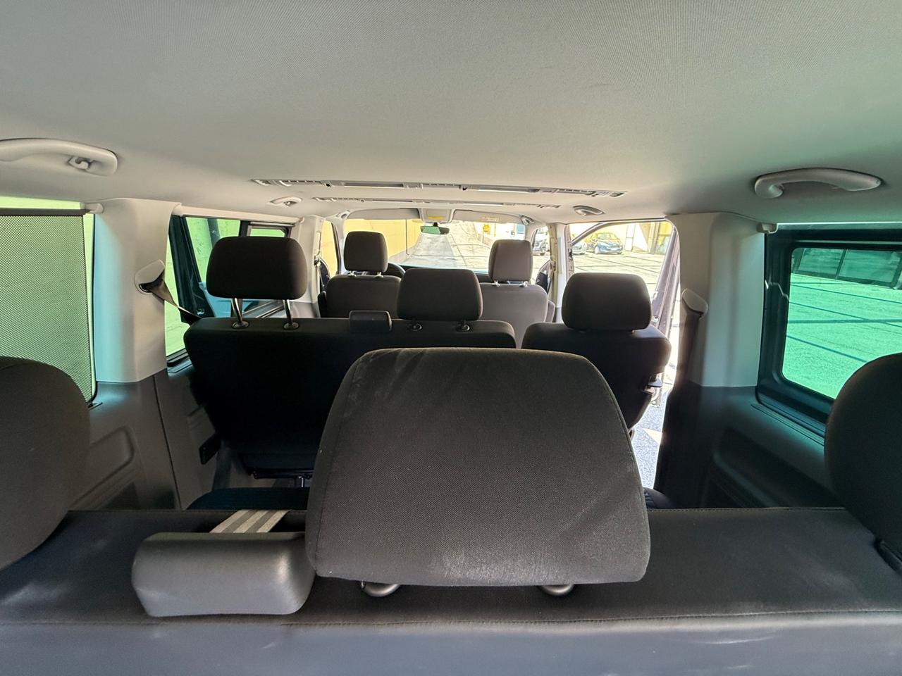 Volkswagen Caravelle 2.0 TDI 150CV "PASSO LUNGO-IVA ESPOSTA-KM 15000 !!!"