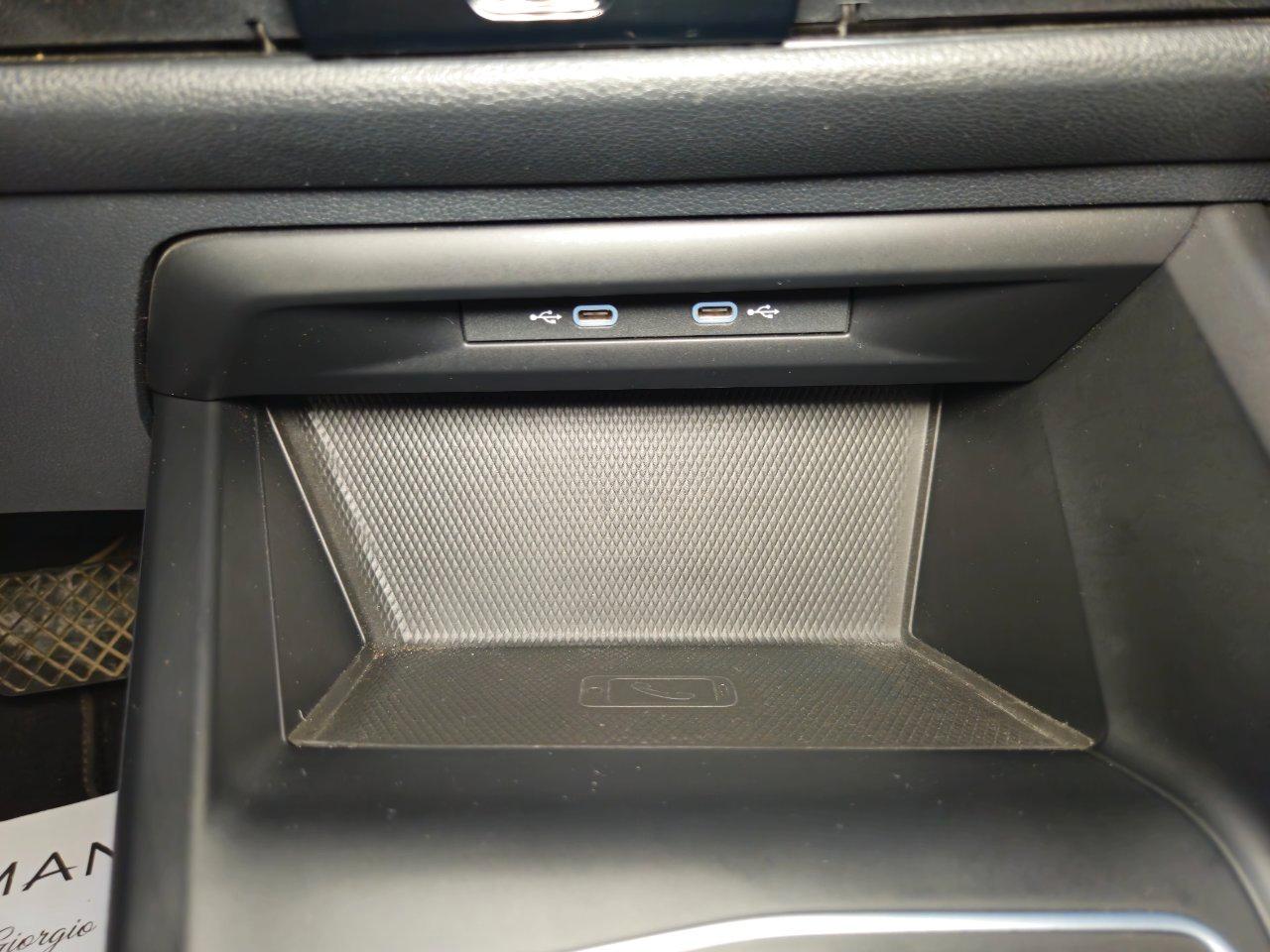 Volkswagen Golf Variant Variant 2.0 tdi Life 115cv dsg