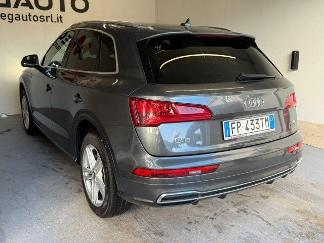 AUDI Q5 2.0 TDI quattro S tronic S line plus