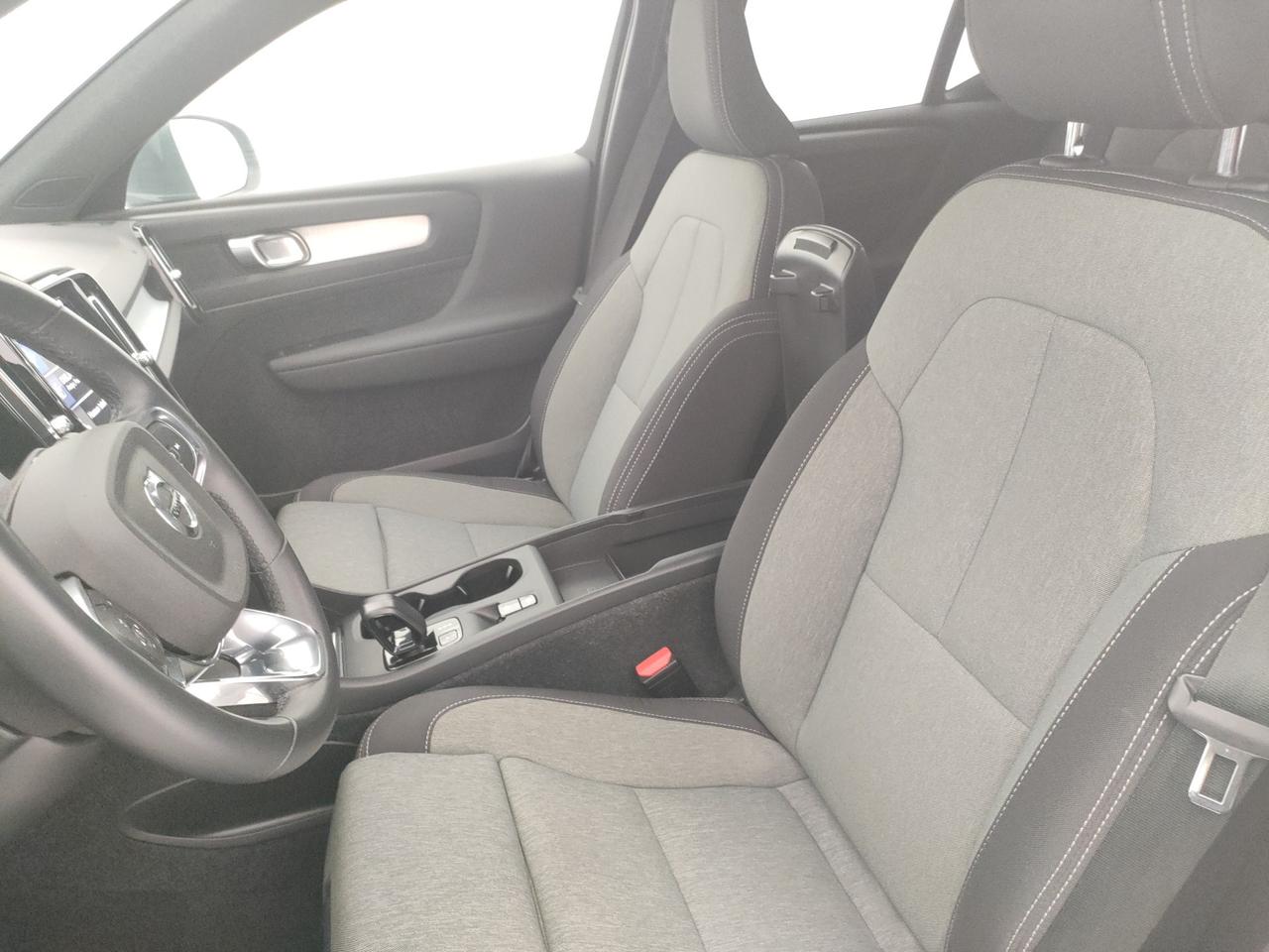 VOLVO XC40 2023 - XC40 1.5 t4 recharge phev Core auto