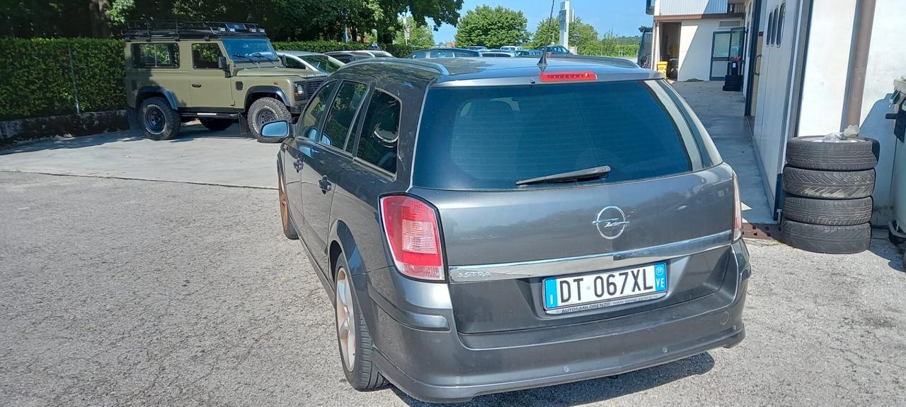 Opel Astra 1.6gpl SW 4°serie