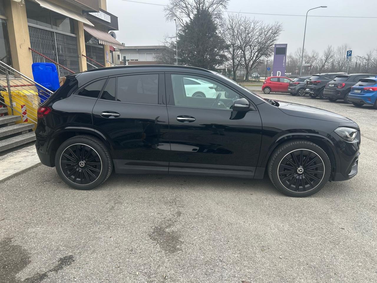 Mercedes-Benz GLA 200 AMG Line Premium Plus #9052