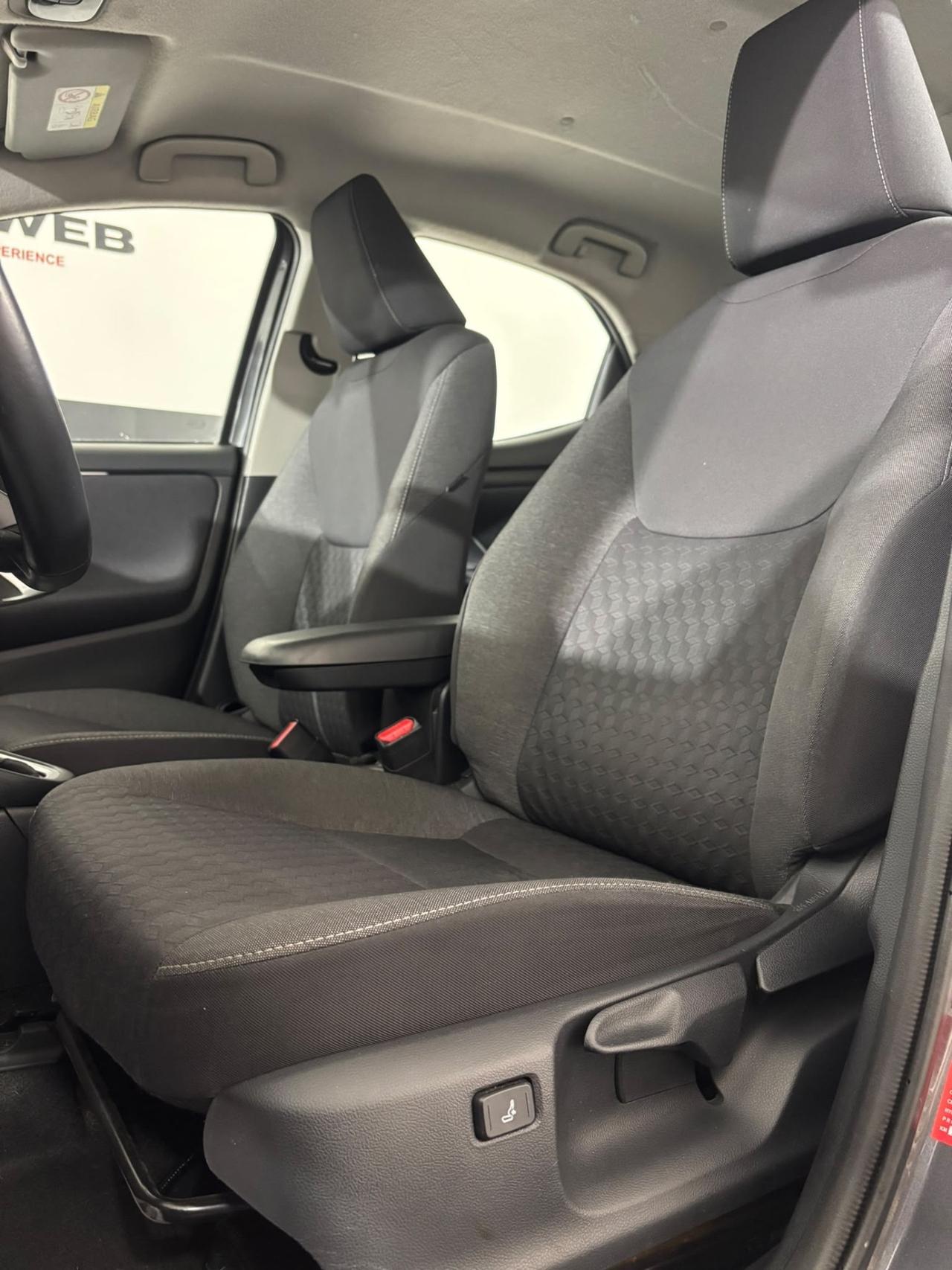 Toyota Yaris 1.5 Hybrid 116 CV Lounge