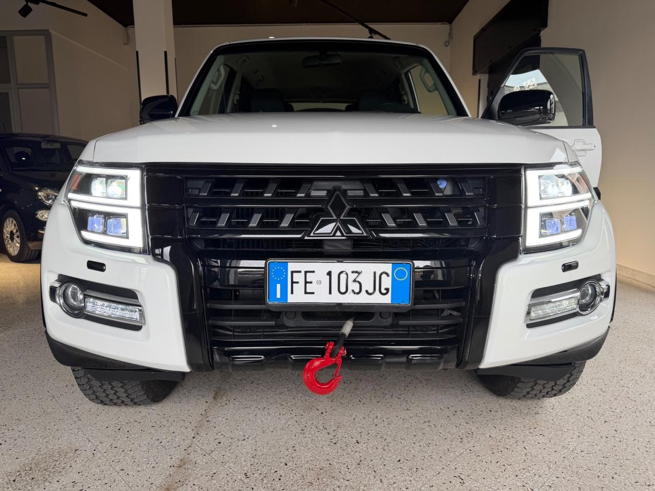 Mitsubishi Pajero 3.2 DI-D 16V aut. 5p. One/Hundred DPF