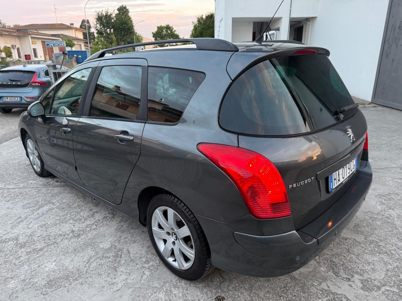 Peugeot 308 1.6 DIESEL START&STOP 2013 NEOPATENTATI