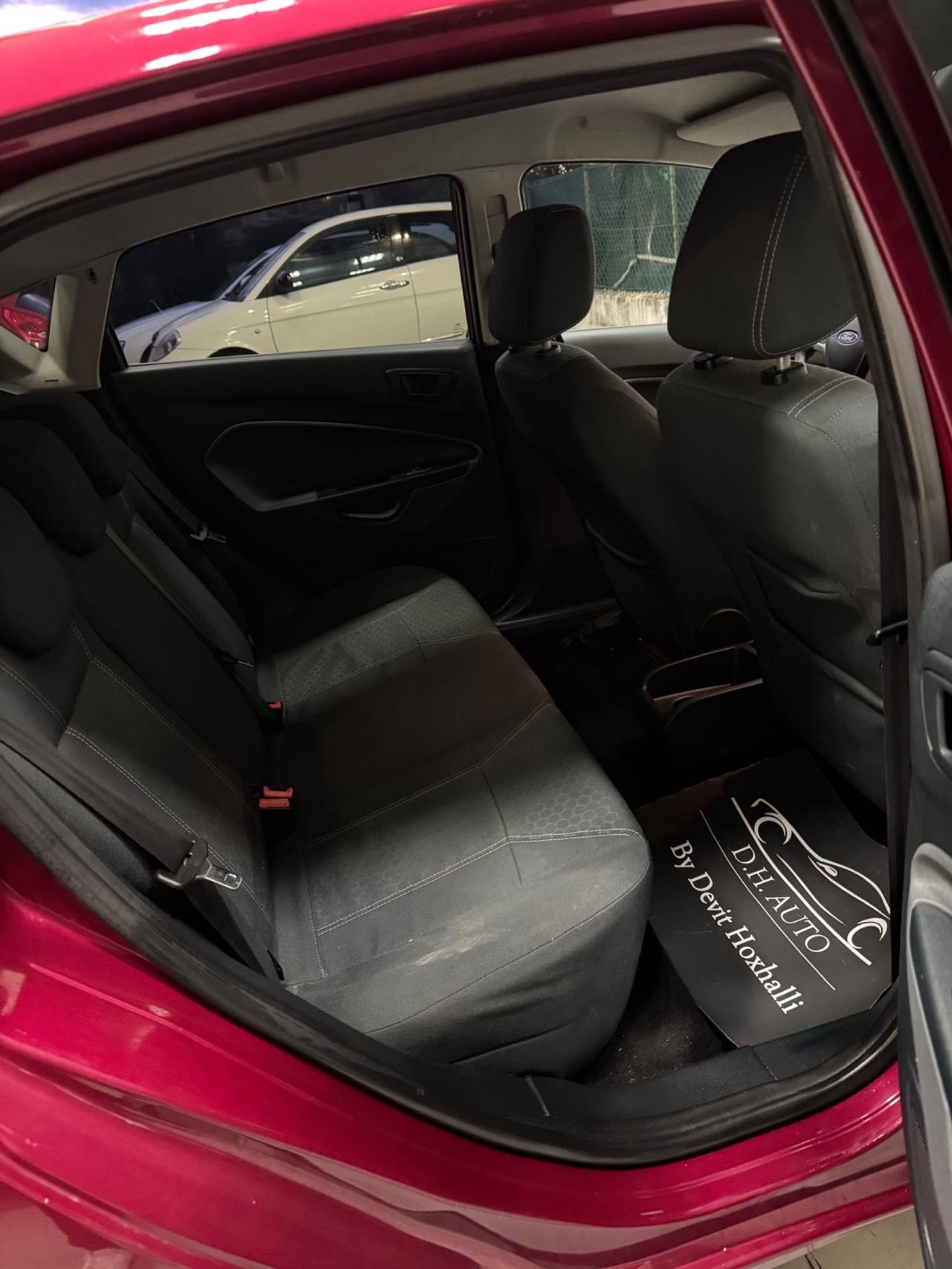 Ford Fiesta 1.6 TDCi 90CV 5 porte DPF Titanium