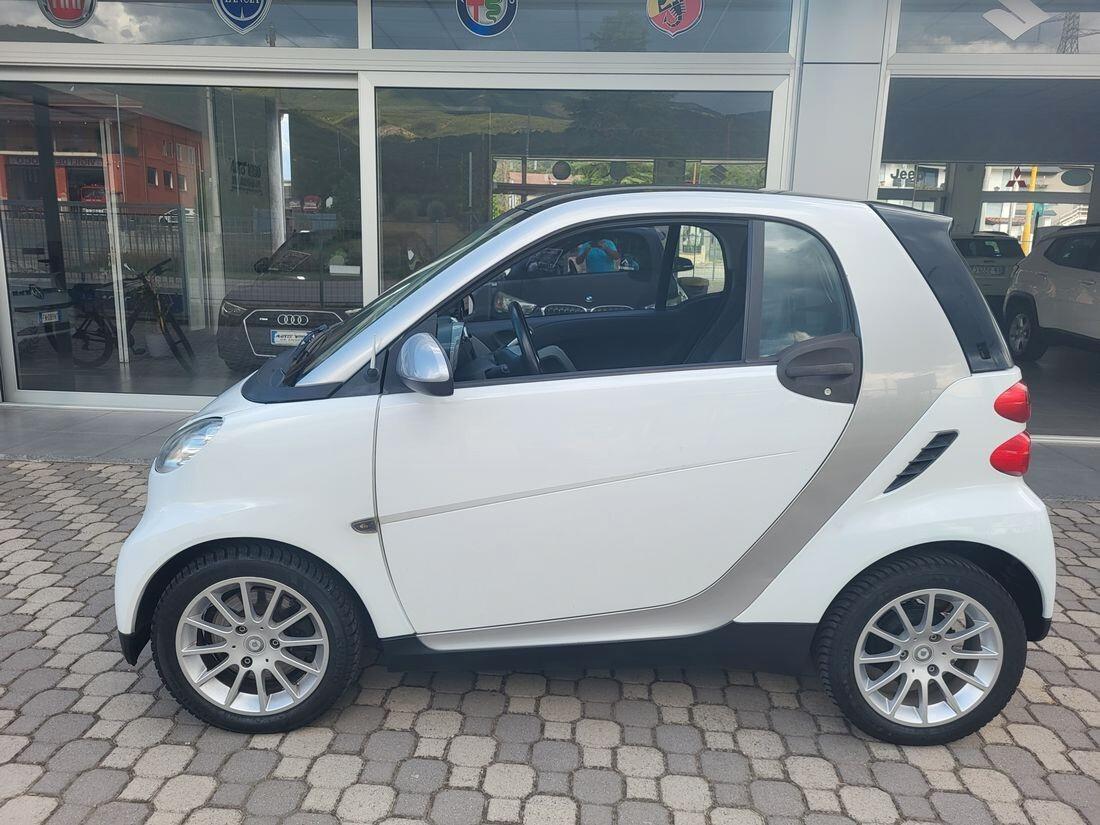 Smart ForTwo 1000 *** RETROCAMERA *** DISPLAY TOUCH SCREEN