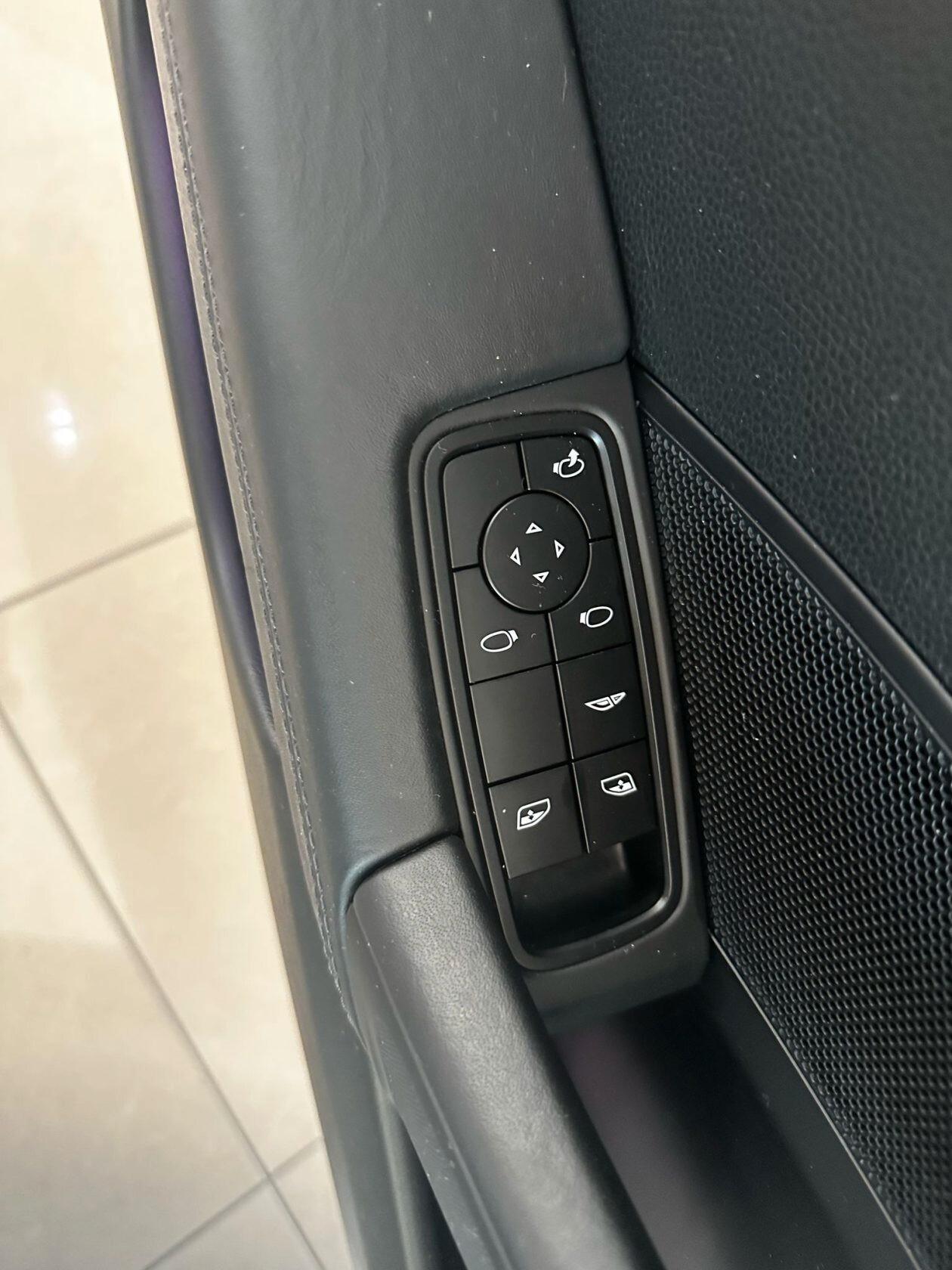 Porsche 911 Carrera Cabriolet