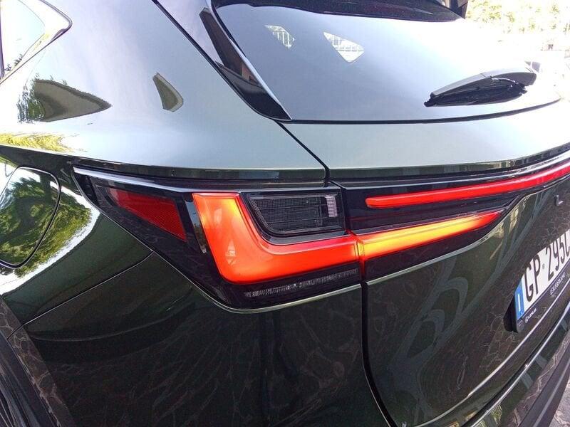Lexus NX NX 450 Plug-in Premium+ 4WD