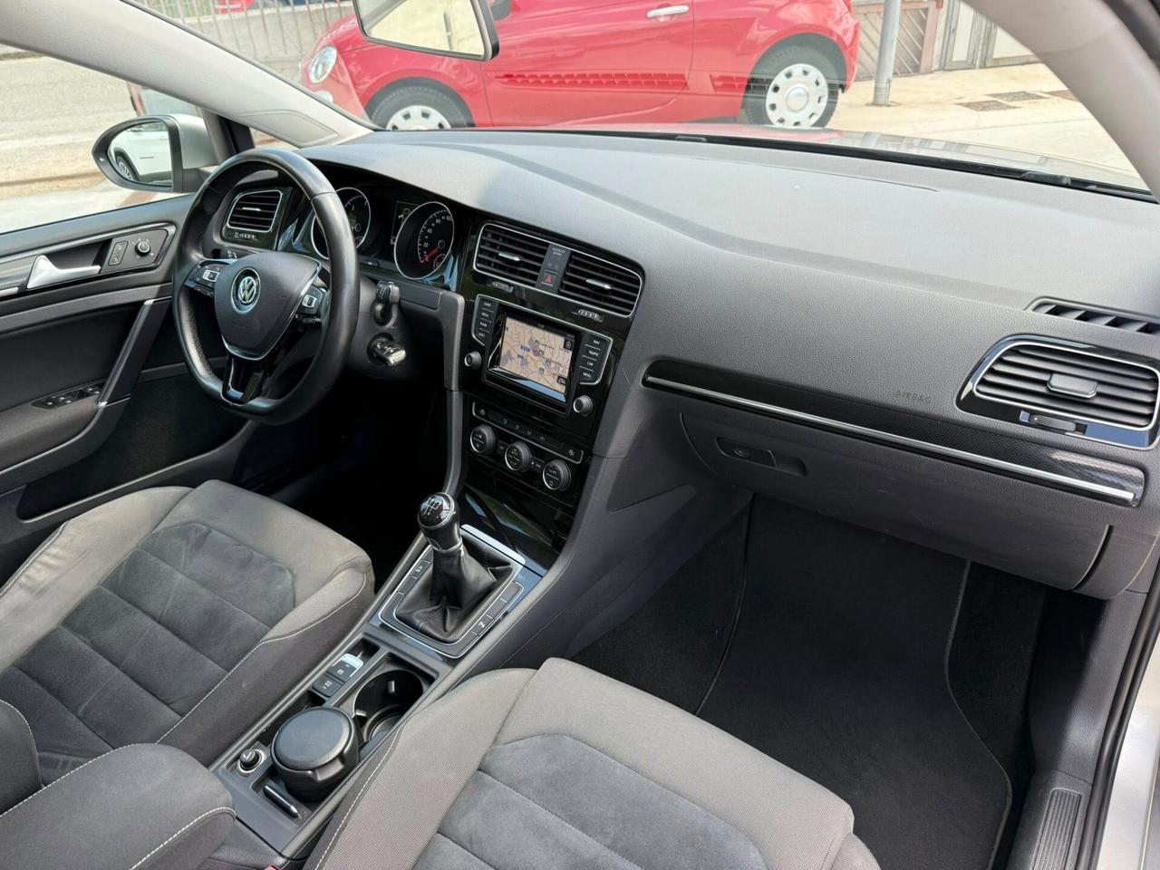 Volkswagen Golf Variant 1.6 TDI 105 CV Highline -UNICOP-