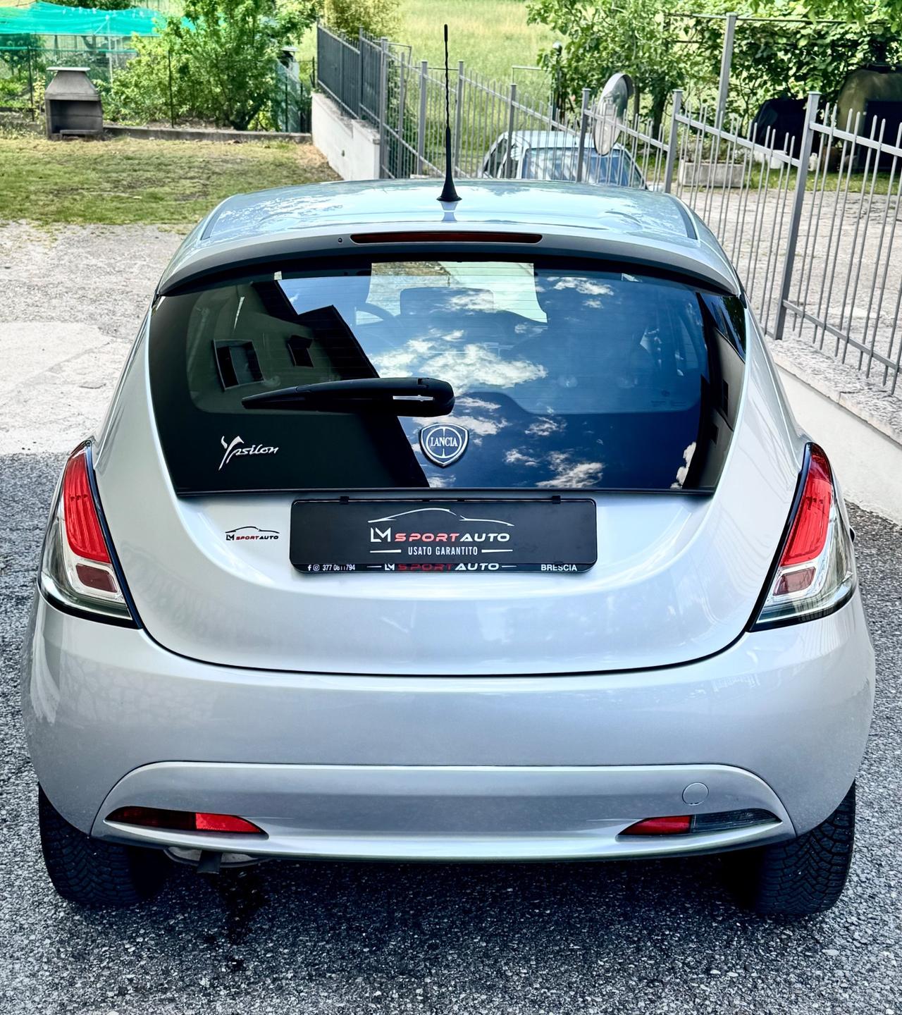 LANCIA YPSILON ECOCHIC 1.2 GPL PARI AL NUOVO