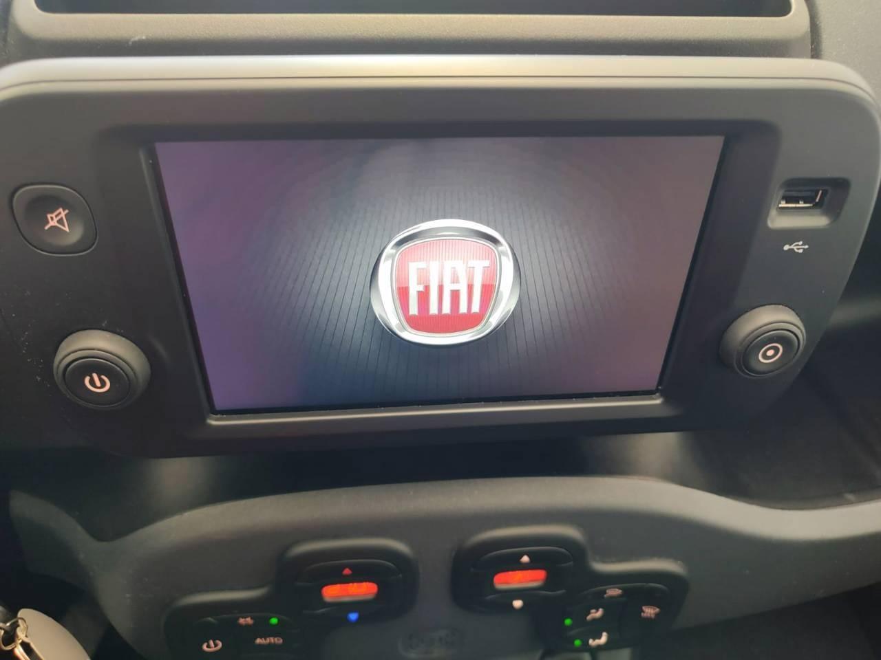 FIAT Panda III 2021 Cross - Panda 1.0 firefly hybrid Cross s&s 70cv 5p.ti