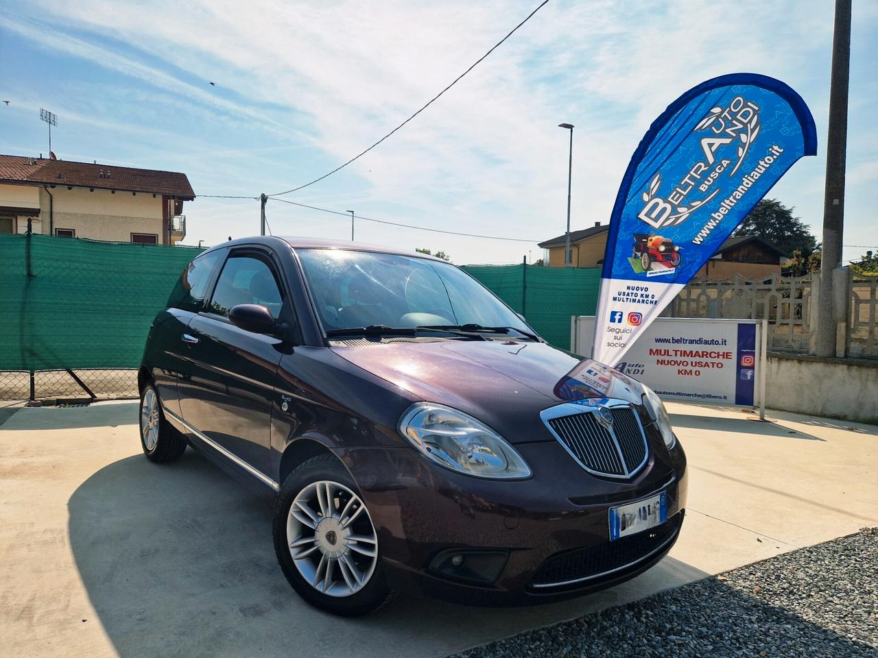 Lancia Ypsilon 1.3 MJT 75 CV Prontissima!