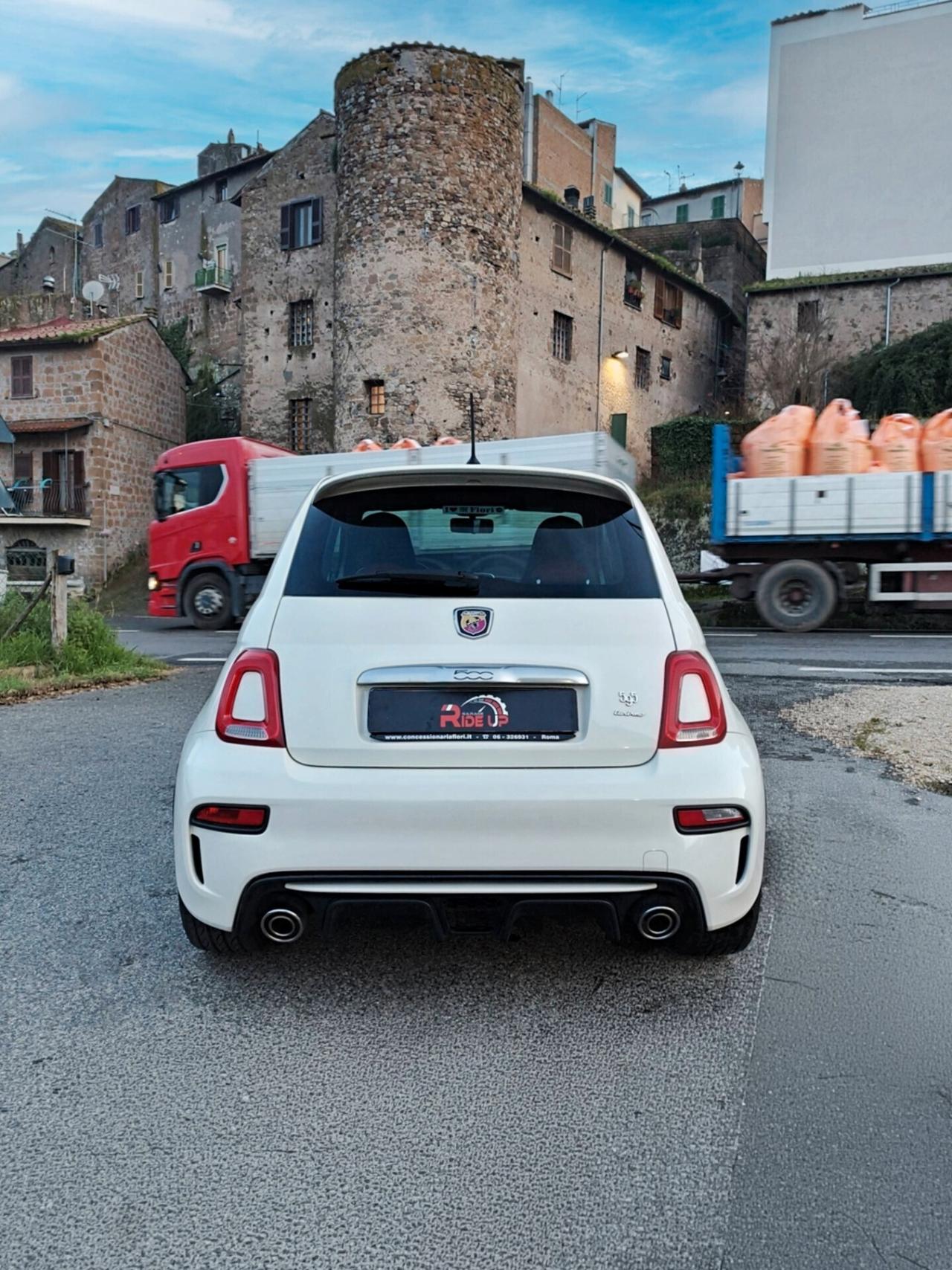 Abarth 595 1.4 Turbo T-Jet 165 CV Turismo