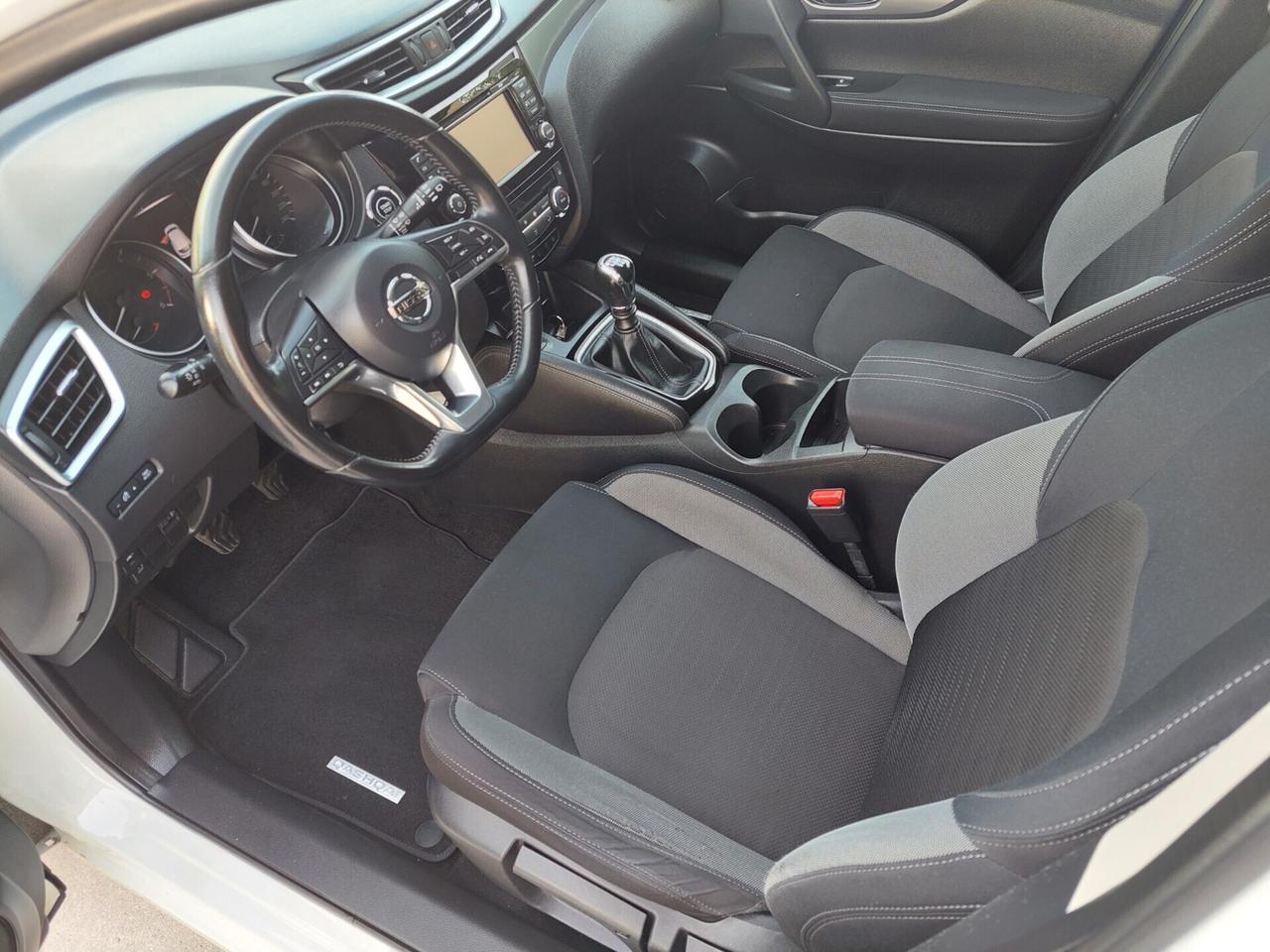 Nissan Qashqai 1.6 dCi 131CV STRA FULL NUOVISSIMO