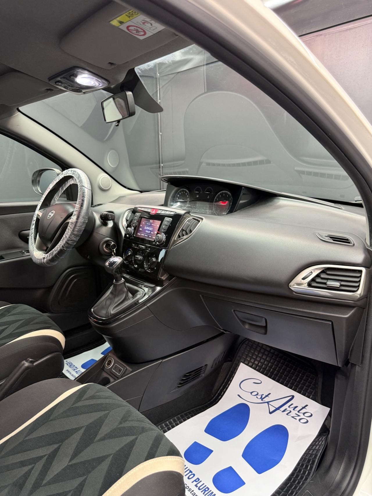 Lancia Ypsilon 0.9 Benzina 85 CV Platinum AUTOMATICA
