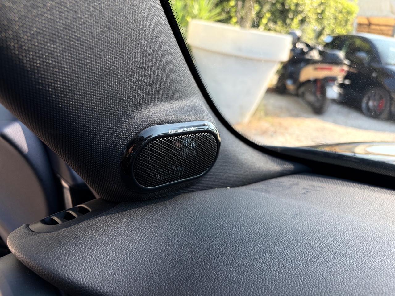 Mini Cooper s Jcw sedili guscio quadro digitale harman kardon cambio f1 full Led luci ambiente