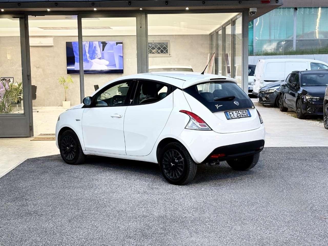Lancia Ypsilon 1.2 Gpl 69CV E6 Neo - 2014