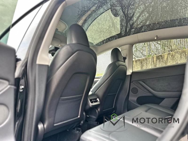 Tesla Model Y Performance AWD 75 KW 515 CV