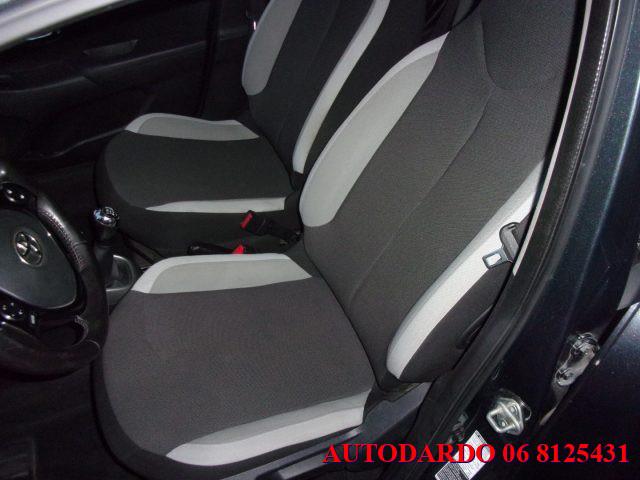 TOYOTA Aygo X-business 1.0 VVT-i 69 CV 5 porte