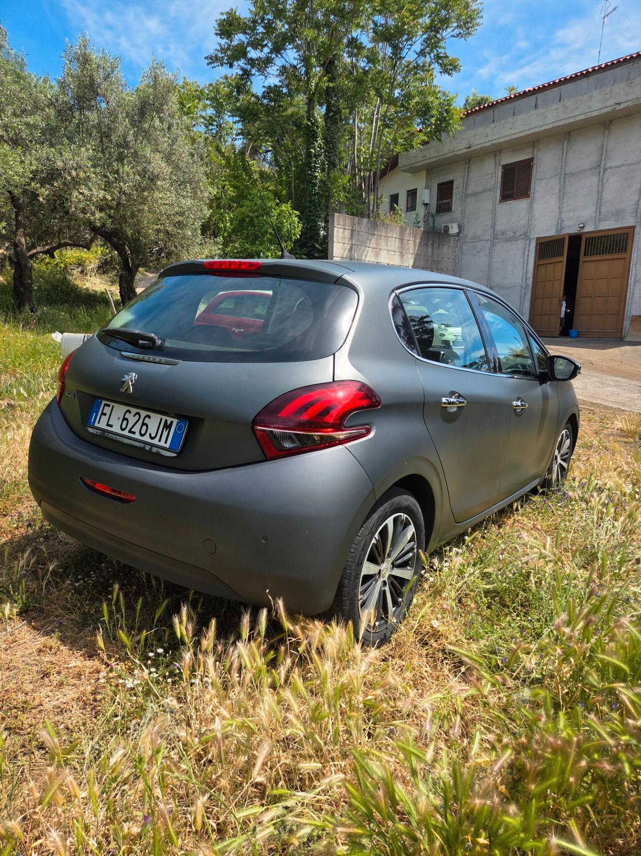 Peugeot 208 BlueHDi 75 3 porte Allure