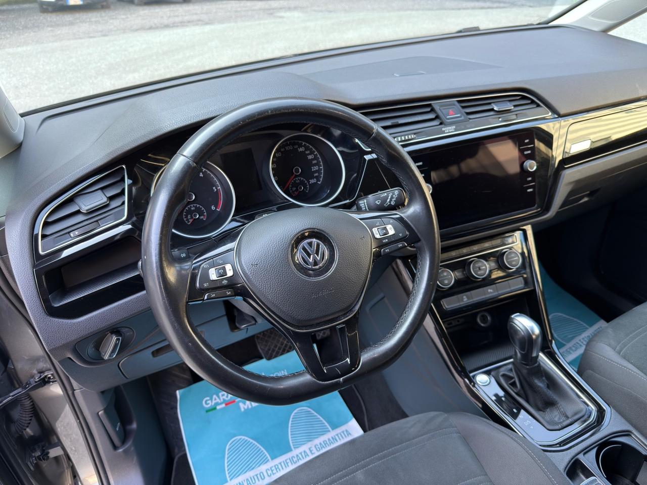 VOLKSWAGEN TOURAN 2.0 TDI 150cv DSG UN PROPRIETARIO