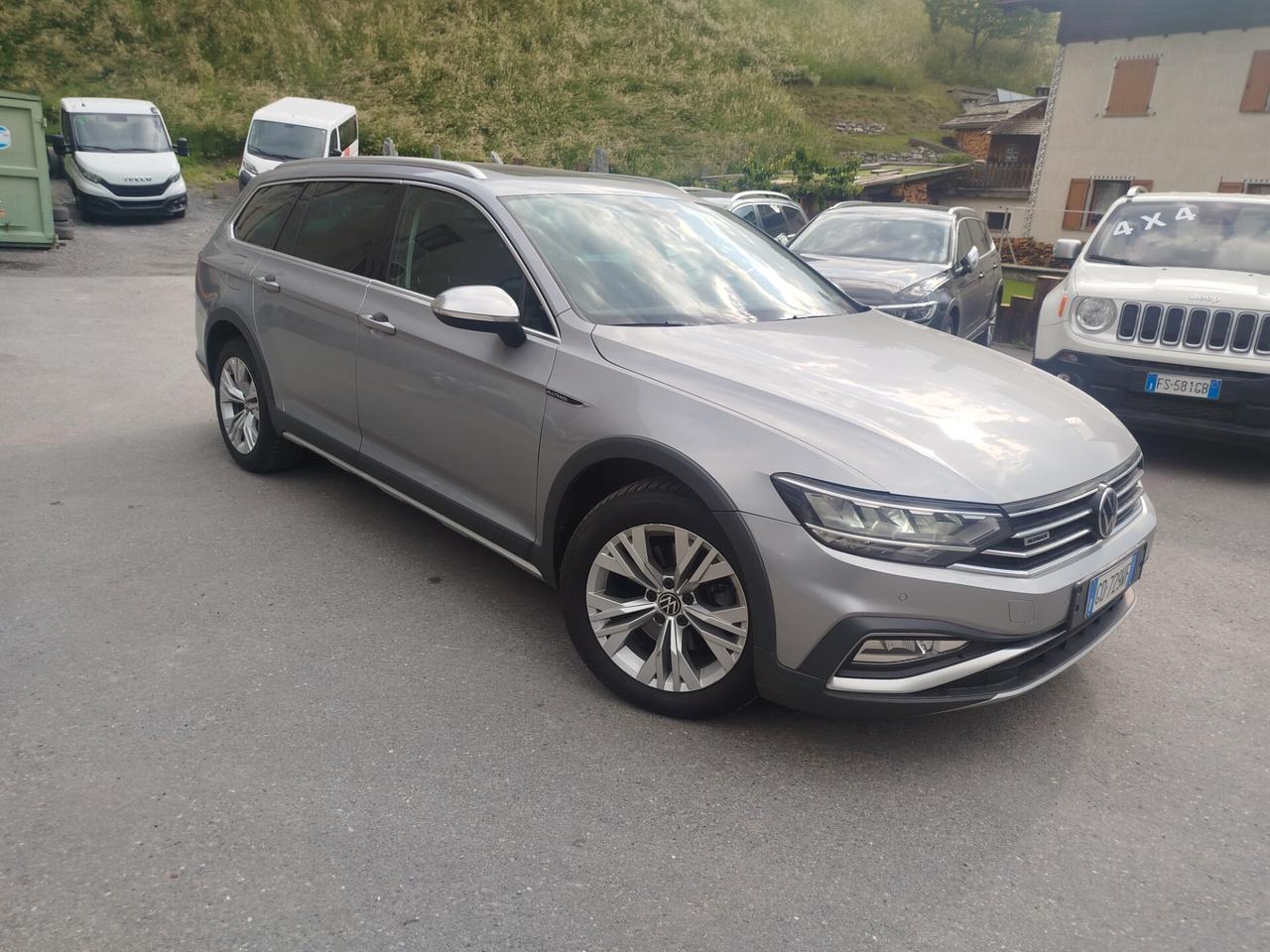 Volkswagen Passat Variant 2.0 TDI SCR 200 CV 4MOTION DSG Executive