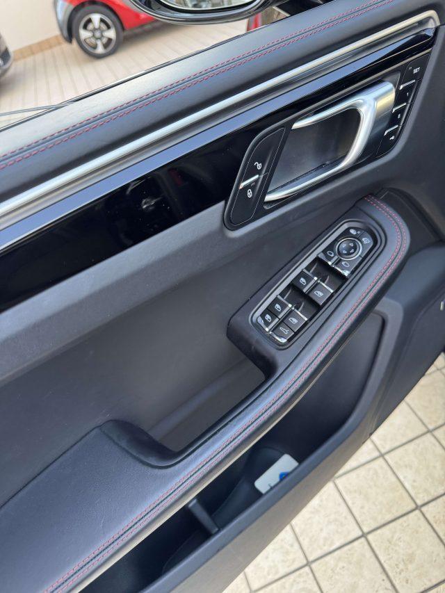 PORSCHE Macan 2.0 245cv pdk tetto radar scarichi