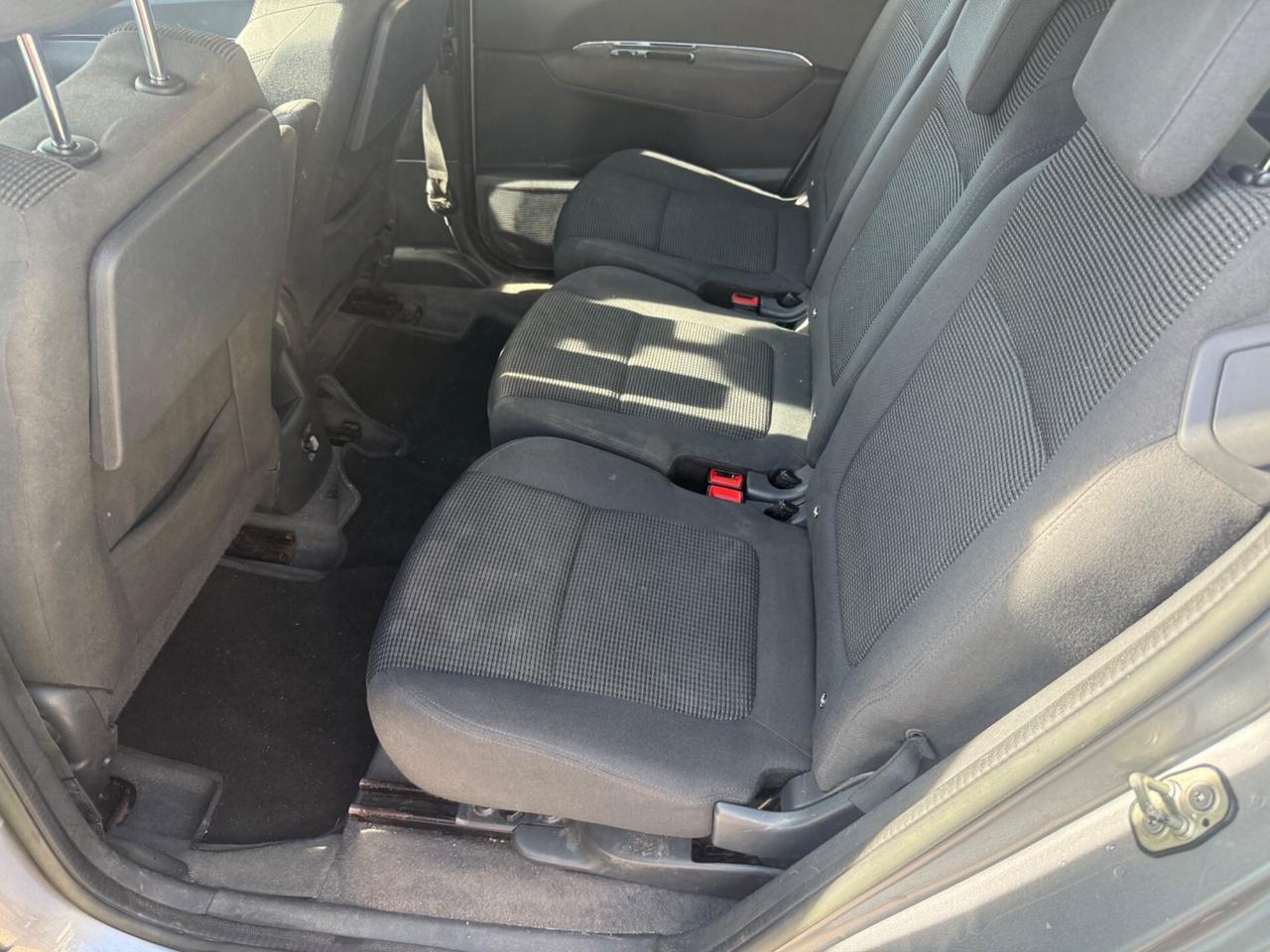 Peugeot 5008 1.6 HDi 115CV 7 posti