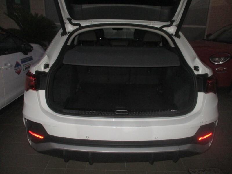 Audi Q3 2.0 TDI 150CV SPB S-LINE AUTO.+FULL LED+NAVI+PDC+