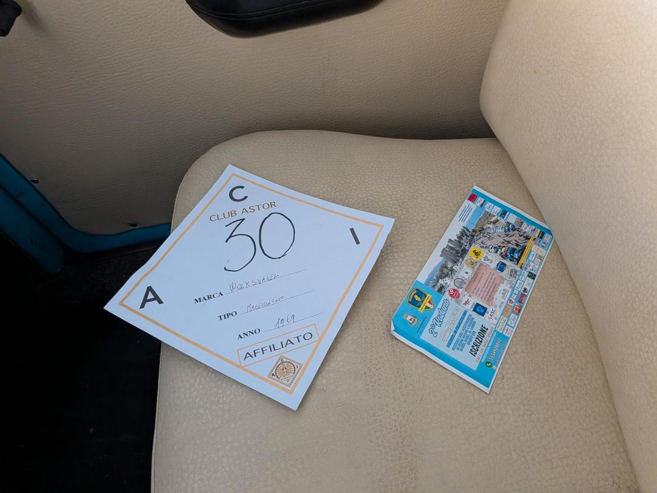 Volkswagen Maggiolino tetto apribile