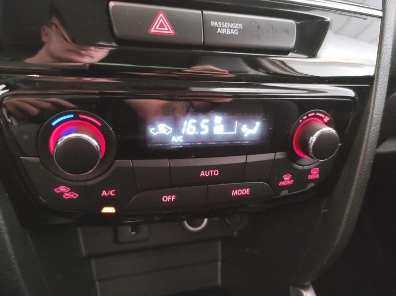 SUZUKI Vitara (2015) - Vitara 1.4 Hybrid Top