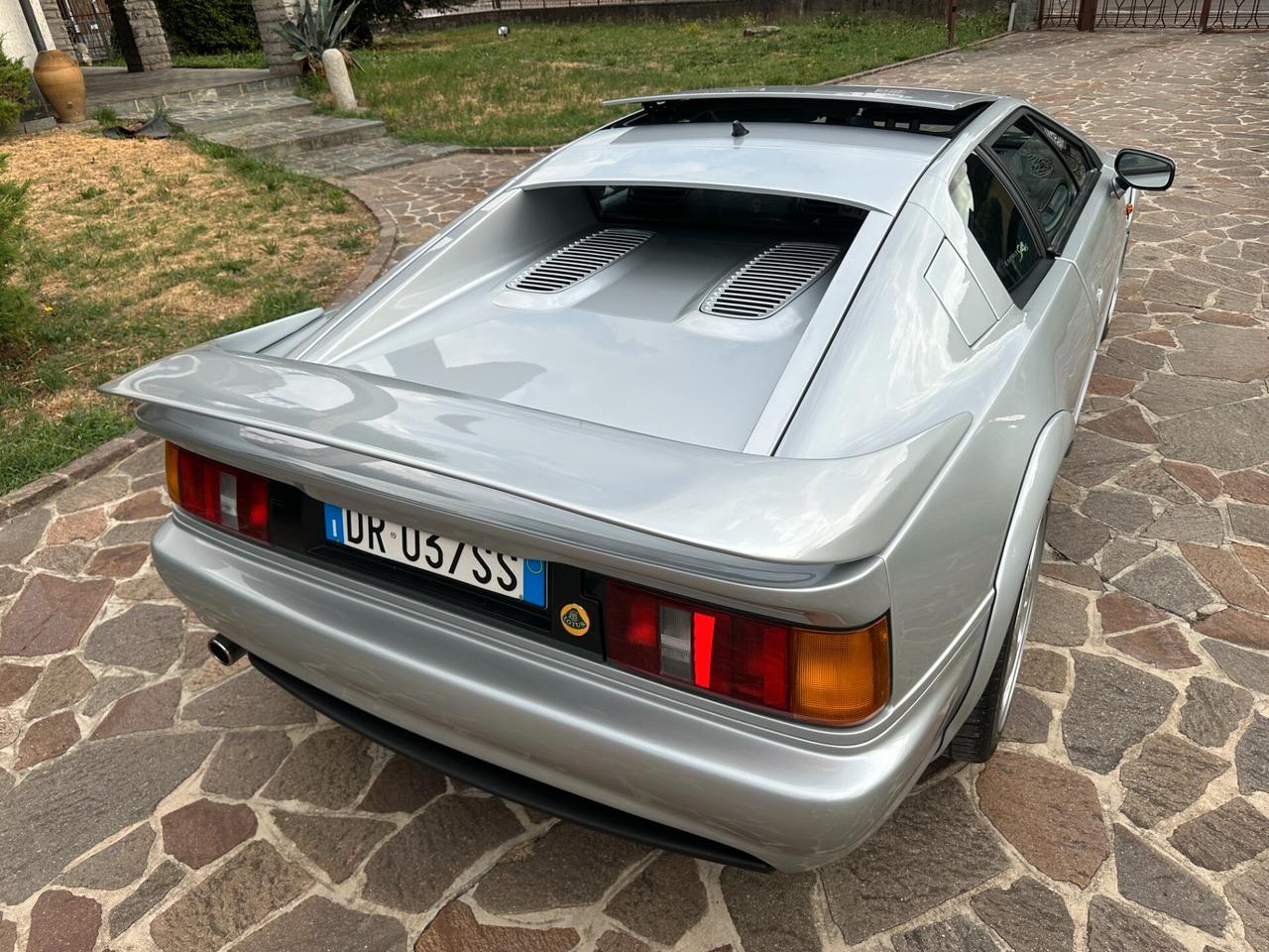 Lotus Esprit 2.0i s4s motore nuovo
