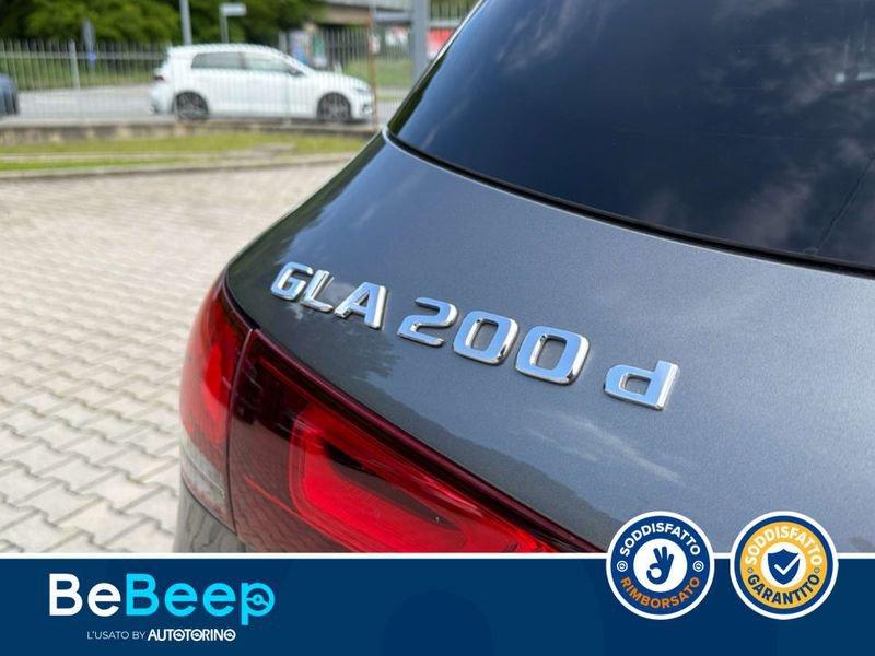 Mercedes-Benz GLA 200 D PREMIUM AUTO