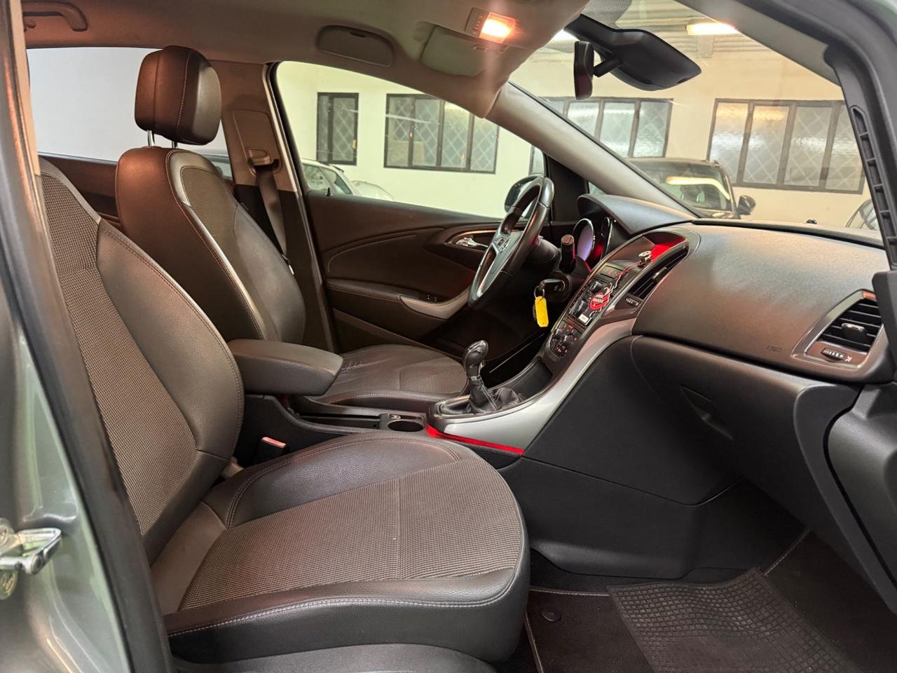 Opel Astra 1.7 CDTI 125CV 5 porte Cosmo