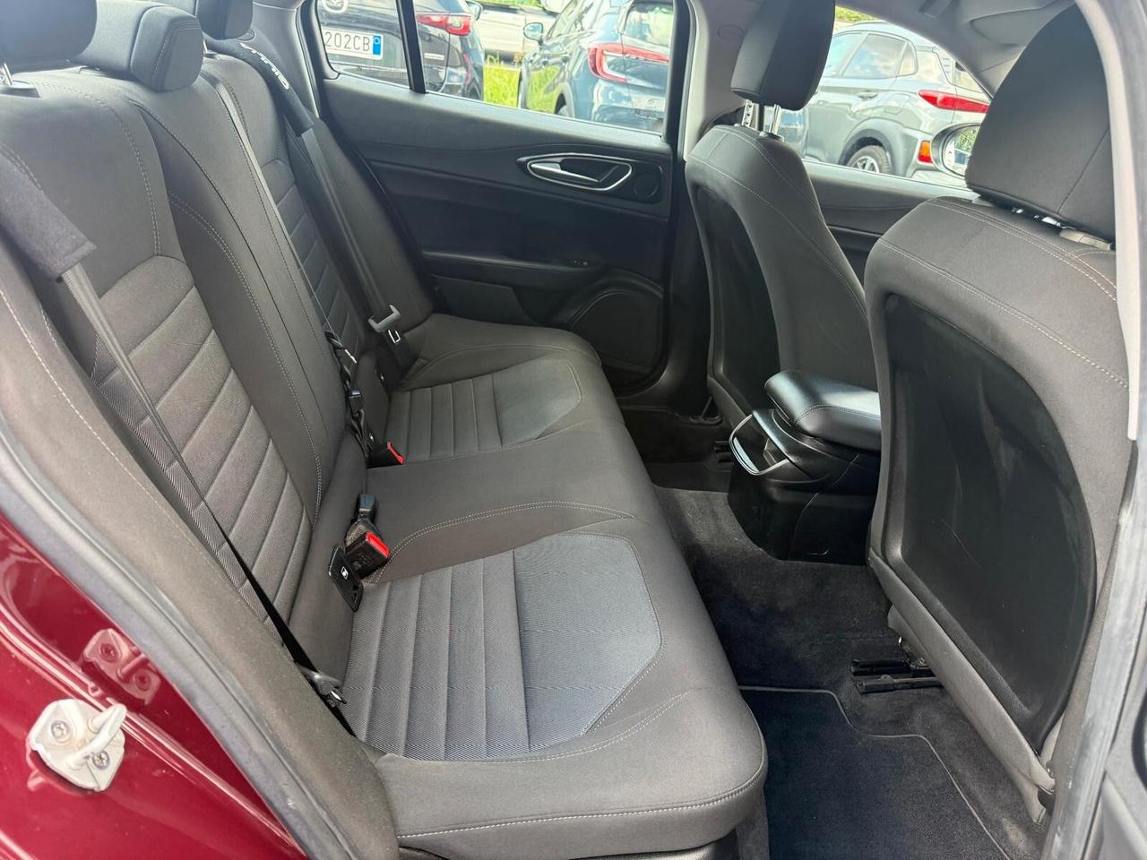 Alfa Romeo Giulia 2.2 Turbodiesel 150 CV AT8 Business