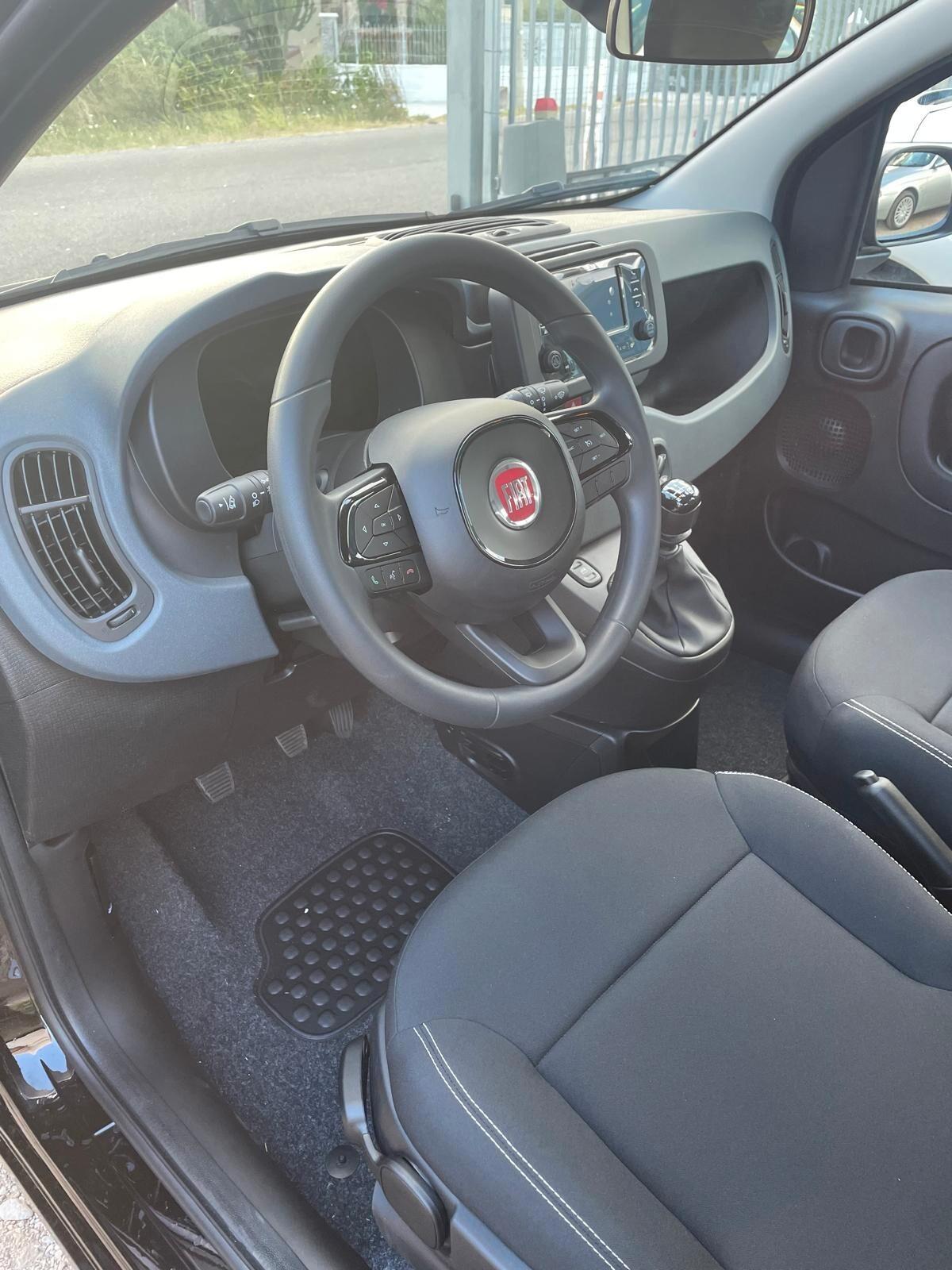 Fiat Panda 1.0 Hybrid 70 cv NUOVA DI FABBRICA