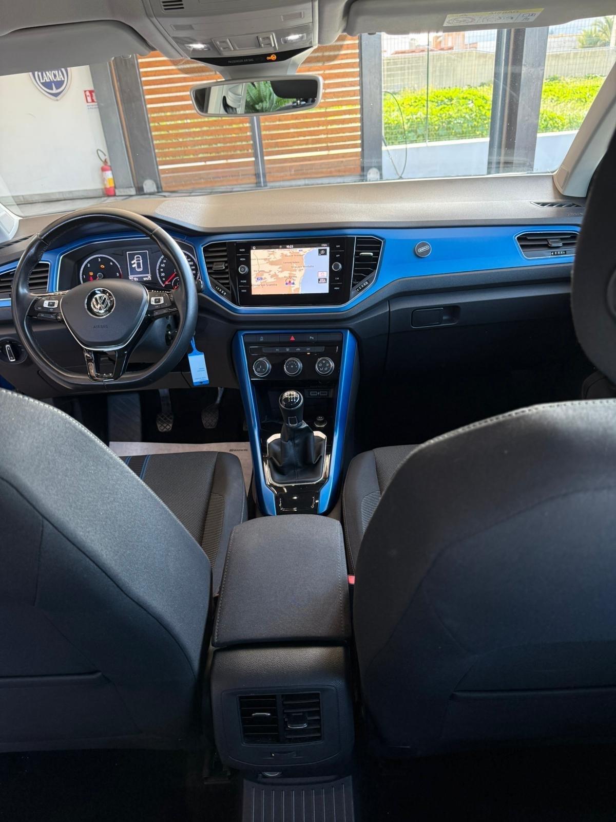 Volkswagen T-Roc 1.6 TDI FINANZIAMENTO INTERO IMPORTO CON MINI RATE