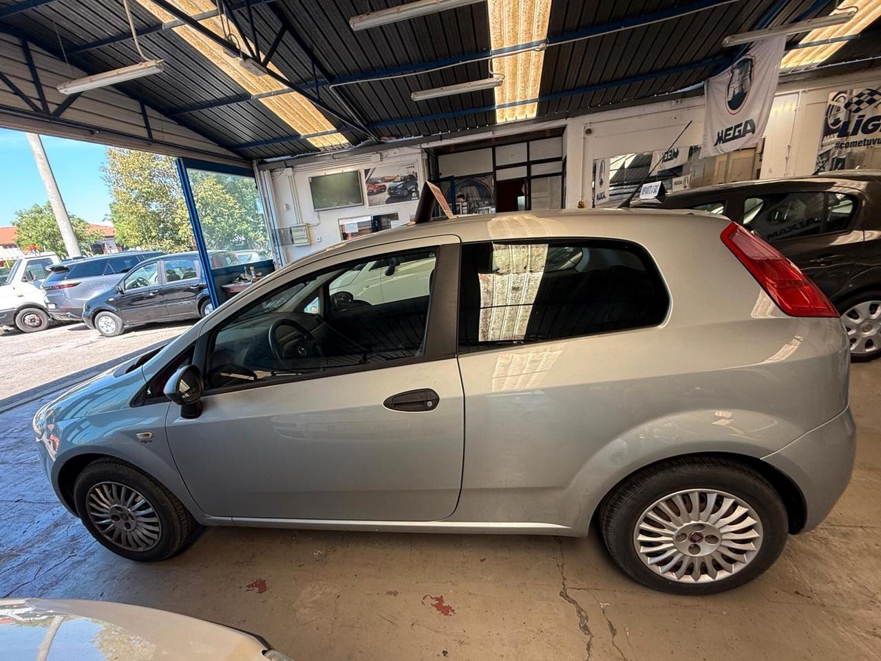 Fiat Grande Punto Grande Punto 1.3 MJT 75 CV 3 porte Dynamic