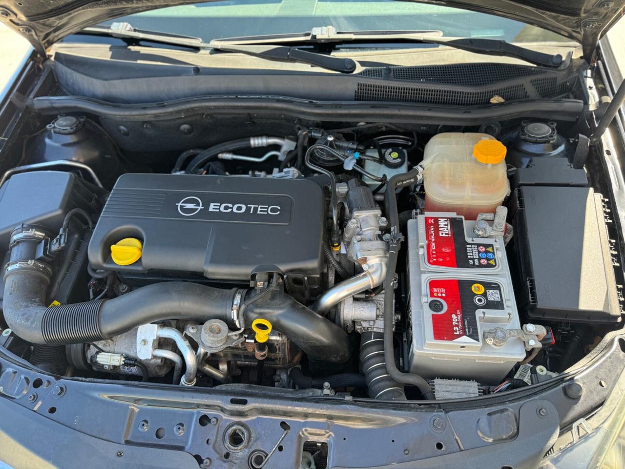 Opel Astra GTC 1.7 CDTI 110CV ecoFLEX 3P. 2009