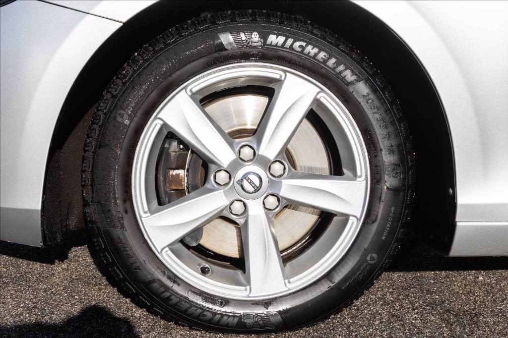VOLVO V40 2.0 d2 Kinetic geartronic del 2016