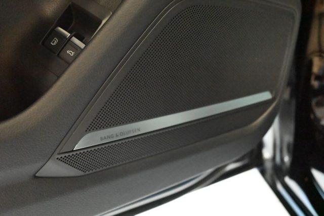 AUDI A6 AVANT 50TFSI e QUATTRO ULTRA S-TR.BUSIN.SPORT FULL